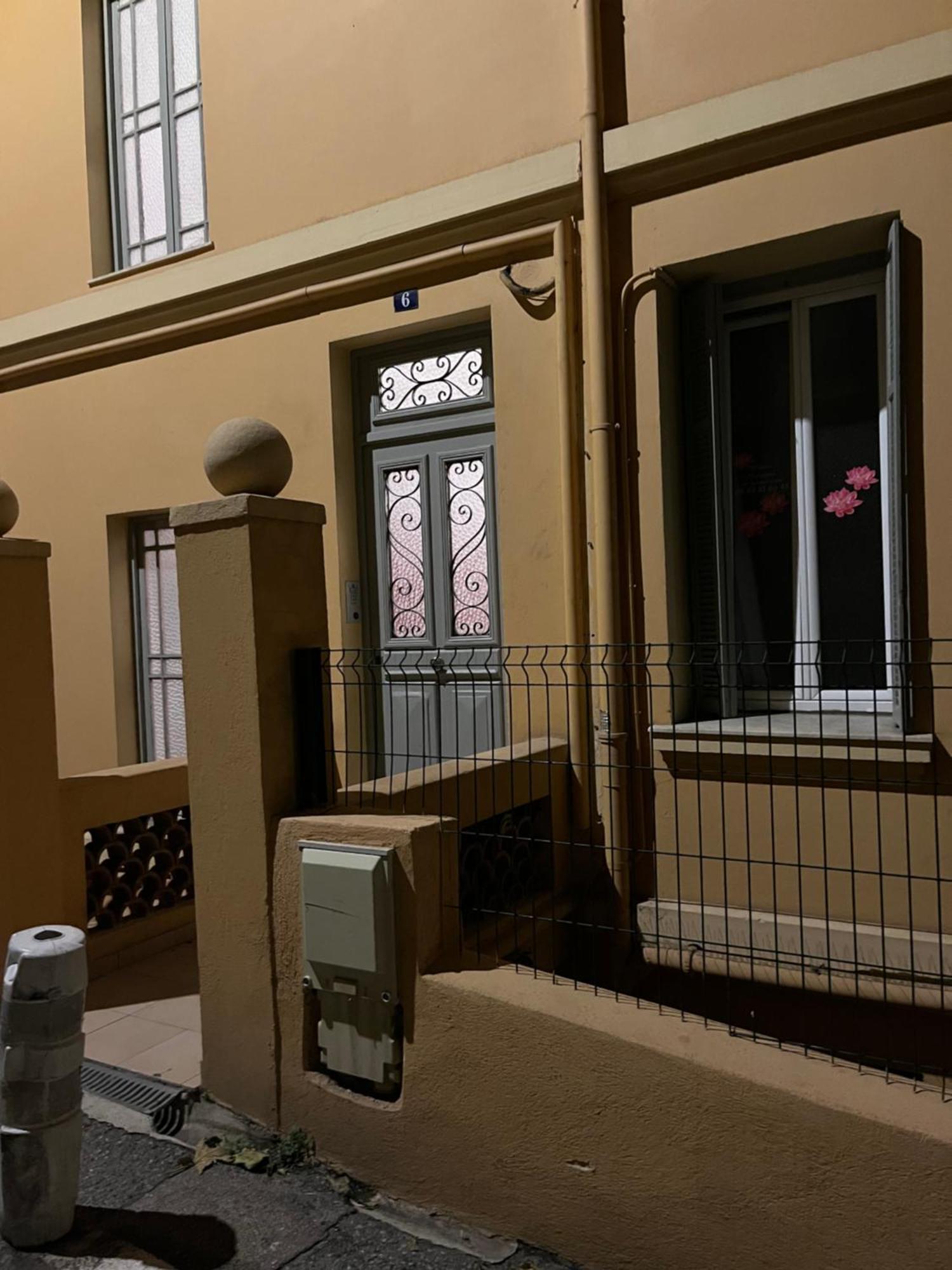 Апартаменты Duplex A La Frontiere De Monaco Босолей Экстерьер фото